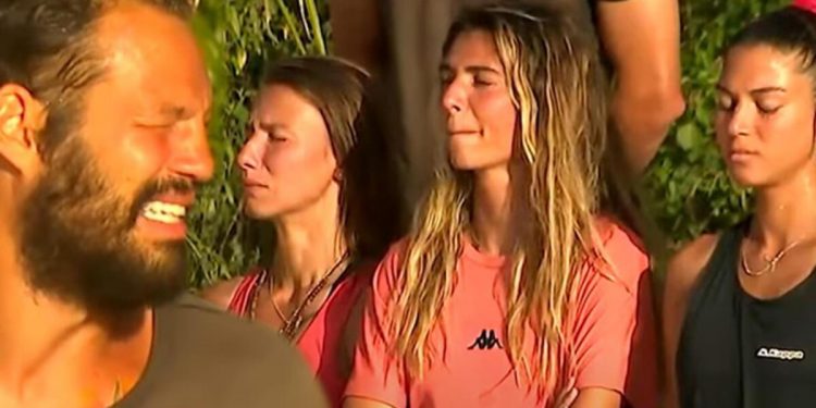 Ünlülerin gözyaşları adayı inletti! Survivor’da duygusal gece…
