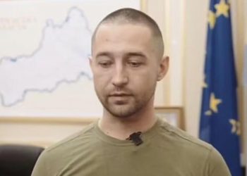 Yılan adasında Rus gemisine rest çeken Ukraynalı askere madalya