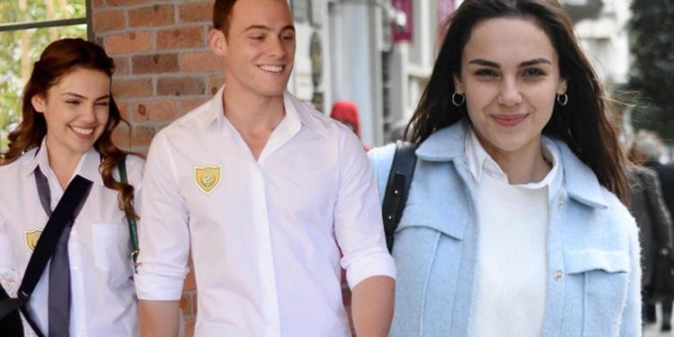 Yıllar sonra barıştılar! Aşk savları tekrar alevlendi…