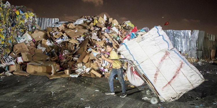 Atık toplayıcıya düzenleme yolda