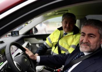 Bakan Nebati ve Varank Togg’un direksiyonunda!