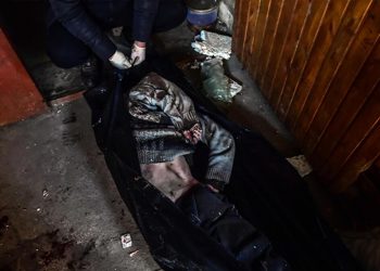 Buça’da konutlar sivillere ilişkin cesetlerle dolu: 28 kişi defnedildi