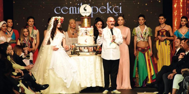 Cemil İpekçi’den 50’nci sanat yılına özel defile