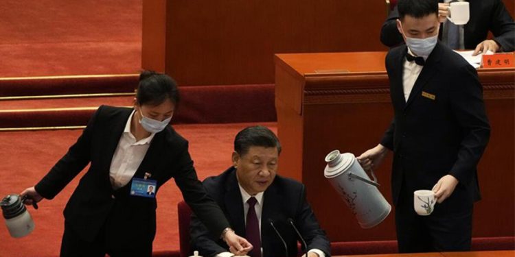 Çin’in hesap yanlışları gündemden düşmüyor: Şi Jin Ping’in tahtı sallantıda!