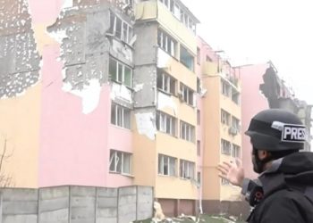 CNN Türk takımı görüntüledi: Ukrayna’nın Buzova bölgesi yaşanmaz hale geldi