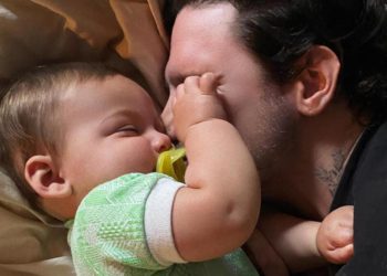 Dünyaca ünlü müzikçinin Türkçe paylaşımına yorum yağdı: Haklısın ablam!