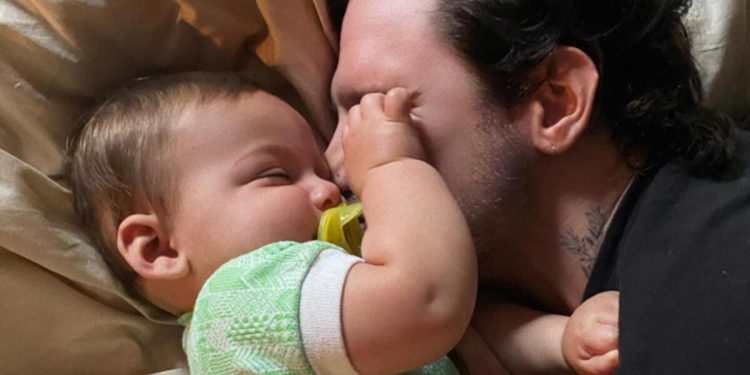 Dünyaca ünlü müzikçinin Türkçe paylaşımına yorum yağdı: Haklısın ablam!