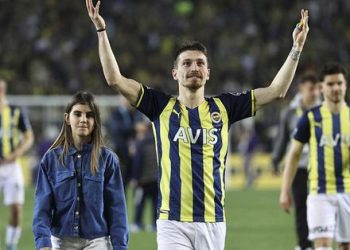 Fenerbahçe’de Galatasaray derbisi sonrası Şampiyonlar Ligi hesapları başladı! Kaç ön eleme oynanacak?