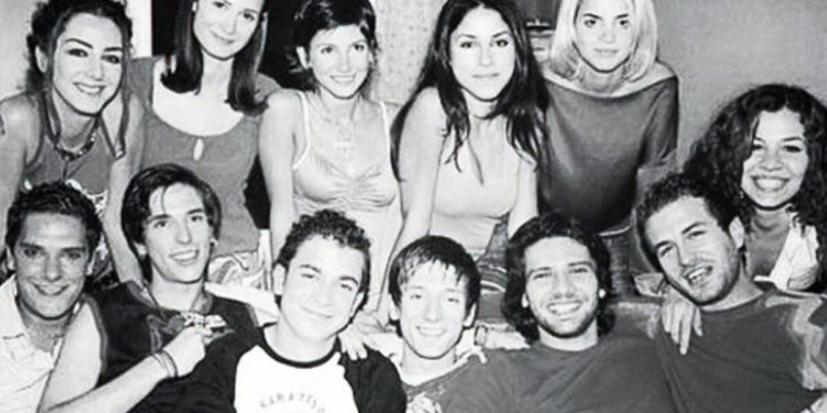 Fotoğraftaki herkes bir gecede şöhret oldu