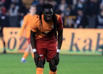 GALATASARAY HABERLERİ – Bafetimbi Gomis maksadının uzağında kaldı! Bonus hususu…