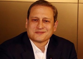 Galatasaray Lideri Burak Elmas’tan oyuncularına Fenerbahçe derbisi konuşması! “Galibiyete eminim”