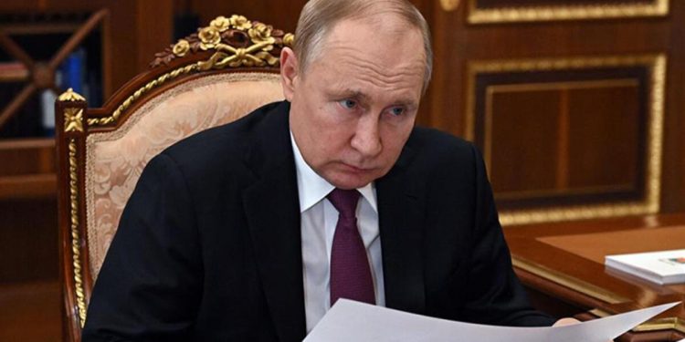 İngiltere’den Putin’e kızları üzerinden darbe! Yaptırımların kapsamı aşikâr oldu