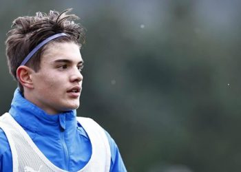 İsak Vural Fenerbahçe tarihine geçmeye hazırlanıyor! Shakhtar Donetsk maçında…