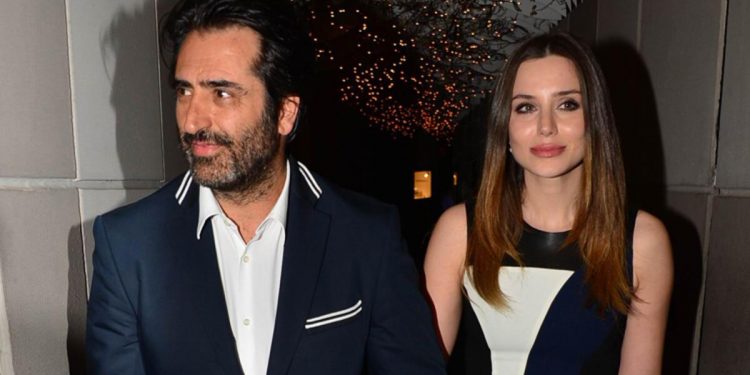 Mahsun Kırmızıgül’den boşanan Ece Binay sessizliğini bozdu!