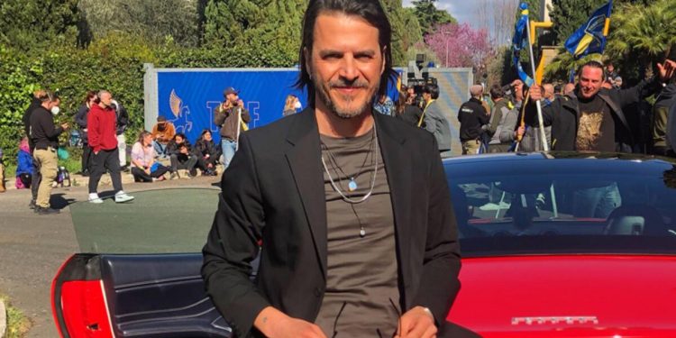 Mehmet Günsür futbolcu olacak!