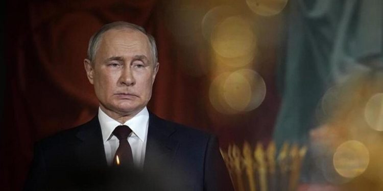 Putin’in son imajları dikkat çekti! Parkinson savı yine gündemde