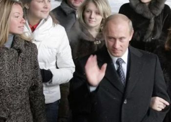 Putin’in yaptırım uygulanan kızları hakkında neler biliniyor?