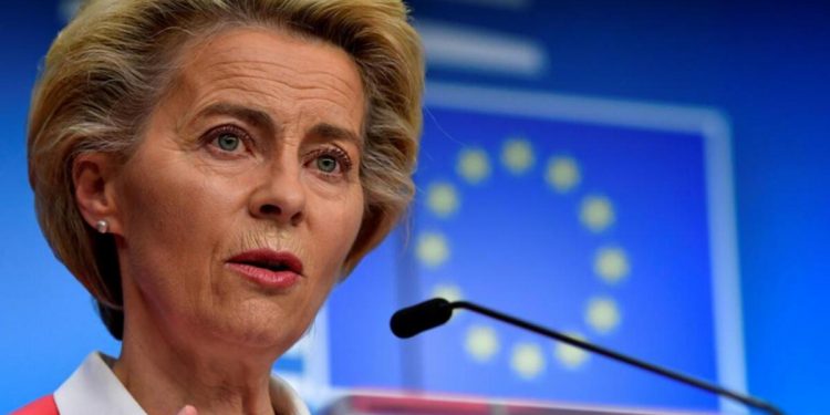 Rusya gazı kesmişti, AB’den flaş açıklama: ‘Avrupa’da Rus fosil yakıt periyodu sona erdi’