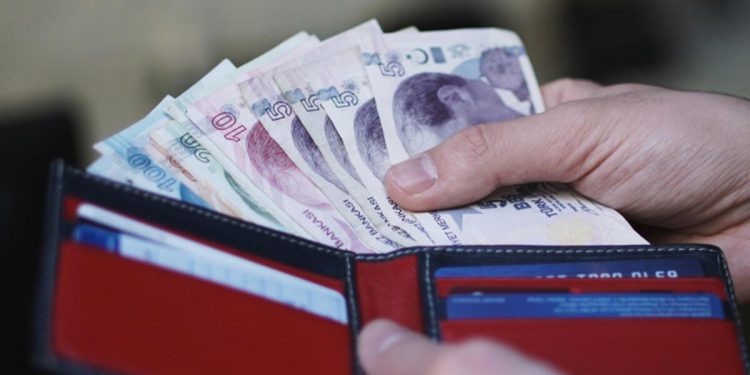 Son dakika… En düşük emekli maaşı ne kadar olacak? Uzman isim yorumladı