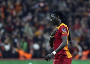 Son dakika spor haberleri: Bafetimbi Gomis’ten Razvan Lucescu’ya övgü dolu sözler!