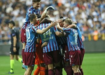 Trabzonspor Ahmet Ağaoğlu ile ayağa kalktı! Dört yılda üç kupa