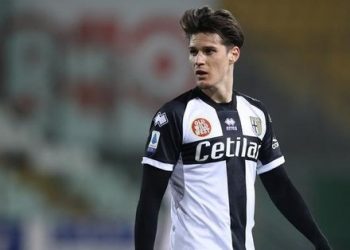 TRANSFER HABERİ: Dennis Man’in menajerinden Galatasaray açıklaması!