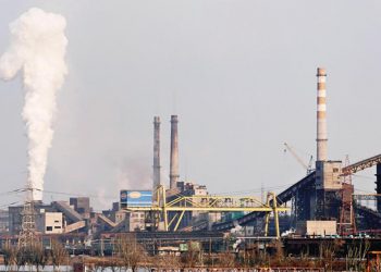 Ukrayna iktisadı ayakta kalmaya çalışıyor