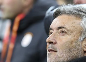 Usta müelliflerden Domenec Torrent’e sert sözler!