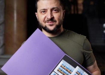 Zelenski paylaşmıştı… Kapıda kuyruk oldular: Tanesi 100 dolara satılıyor!