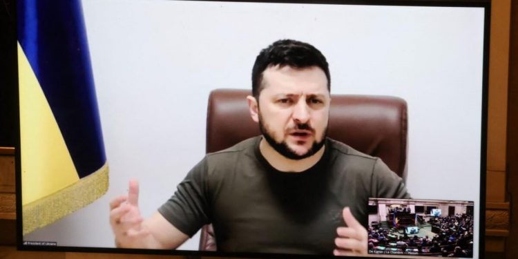 Zelenski’den barış vurgusu: Elmastan daha bedelli