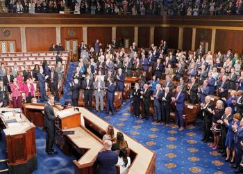 42 dakikada 37 defa alkışlandı: ABD Kongresi’nin coşkusu Miçotakis’i bile şaşırttı