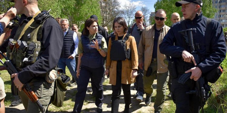 Almanya’dan flaş Kiev kararı… Dışişleri Bakanı açıkladı