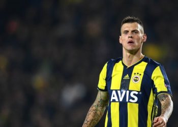 Başakşehir ve Fenerbahçe’nin eski yıldızı Martin Skrtel futbolu bıraktı