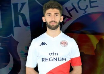 Doğukan Sinik’ten transfer açıklaması! Beşiktaş ve Fenerbahçe…