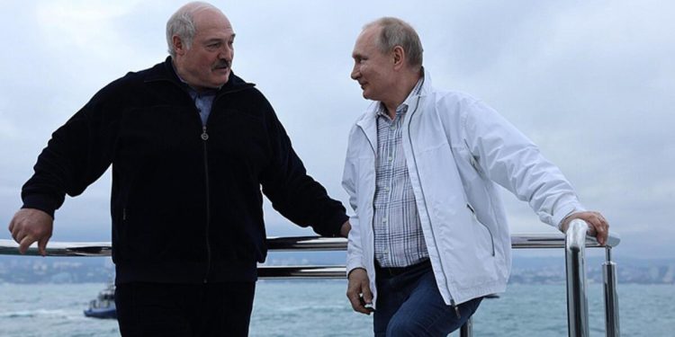 Duyan şaşkına döndü: Belarus’tan sürpriz tatbikat