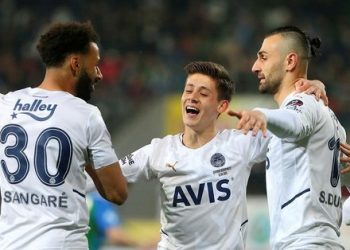 FENERBAHÇE HABERLERİ – Kanarya yeni döneme hazır! 7+4…