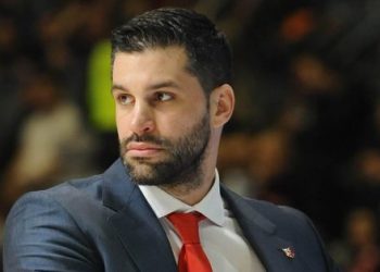 Frutti Extra Bursaspor koçu Dusan Alimpijevic’e Avrupa’da büyük onur