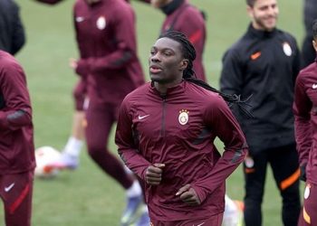 GALATASARAY HABERLERİ – Cimbom’da ayrılık rüzgarı! Dönem sonu…