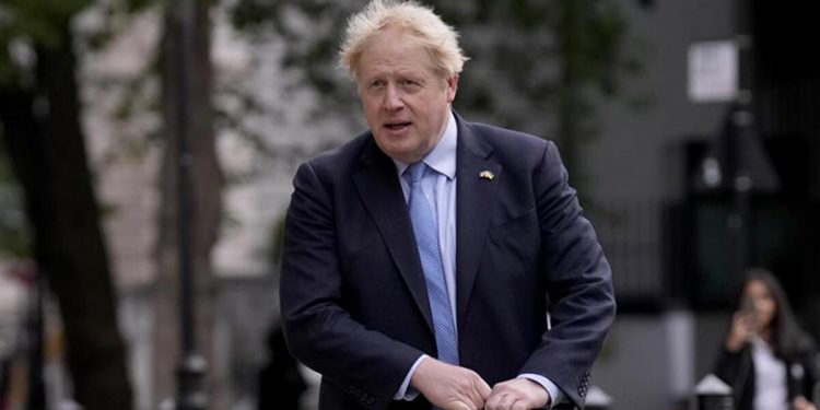 İngiltere’de mahallî seçimlerin birinci sonuçları geldi