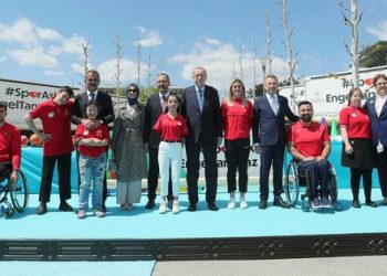 Lider Erdoğan “Spor Aşkı Pürüz Tanımaz” projesinde açıklamalarda bulundu