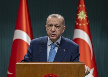 Lider Recep Tayyip Erdoğan Trabzonspor’un şampiyonluğu sonrası taraftarları tebrik etti
