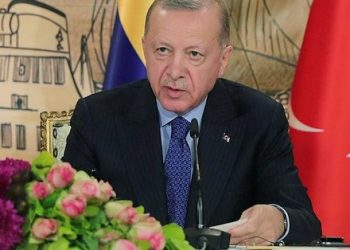 Lider Recep Tayyip Erdoğan’dan Dünya Şampiyonu ulusal boksörlere tebrik telefonu