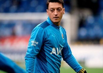 Mesut Özil’in tutumu Arap basınından alkış aldı! “Çağın Muhammet Ali’si”