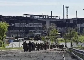 Rusya duyurdu: Azovstal çelik fabrikası büsbütün boşaltıldı