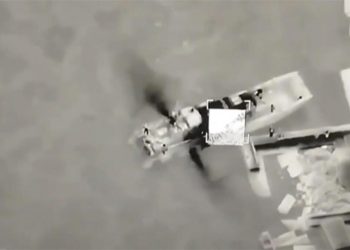 Son dakika: Ukrayna açıkladı: Bir Rus gemisini daha vurduk!