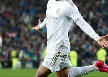 Transfer bombası! Fenerbahçe’nin golcüsü Real Madrid’den