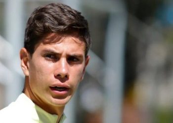 Transferde flaş gelişme! Fenerbahçe’yi takibe aldı