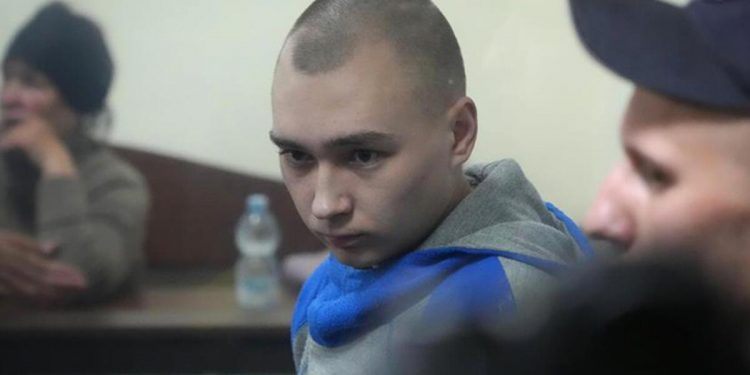 Ukrayna savaşında bir ilk! Rus askeri mahkeme karşısında kabahatini kabul etti