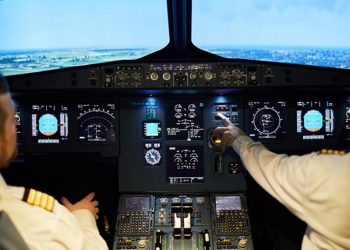 Yardımcı pilottan seyahatin ortasında şoke eden itiraf!