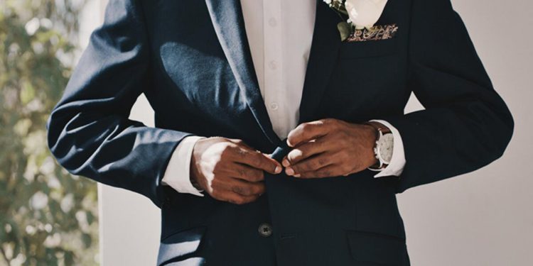 10 aylık kocasının bayan olduğunu öğrendi!